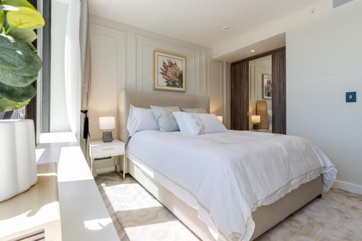 Foreshore Place Elegant In Cbd *