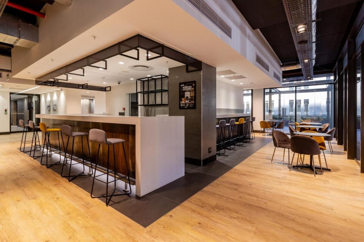 Apartment Foreshore Place Elegant In Cbd *