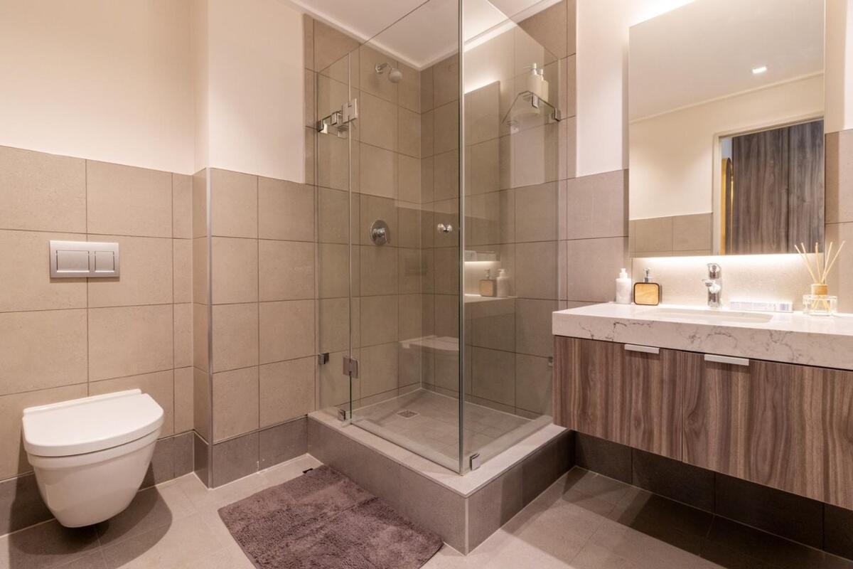 Foreshore Place Elegant In Cbd *